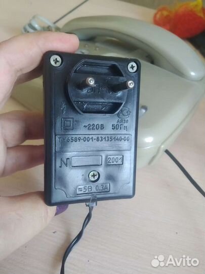 Стационарный телефон