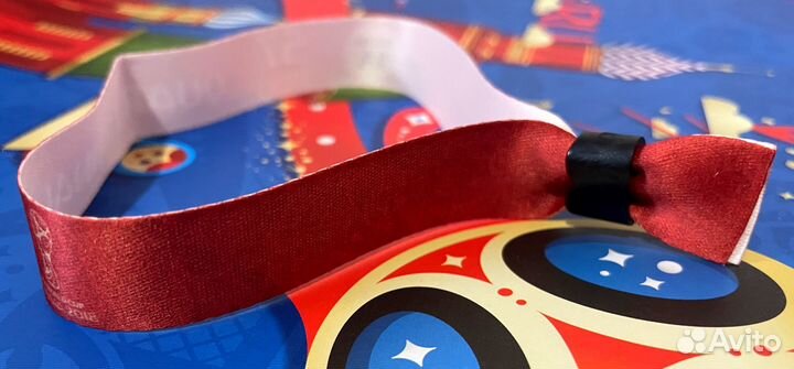 Набор 9 эксклюзивных матчевых браслетов fifa 2018