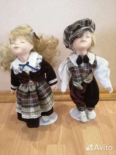 Кукла фарфоровая коллекционная