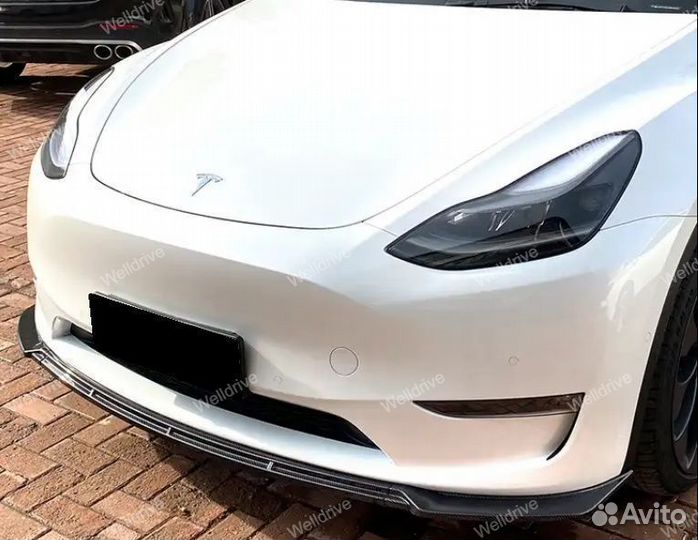 Сплиттер Tesla Model Y черный глянец