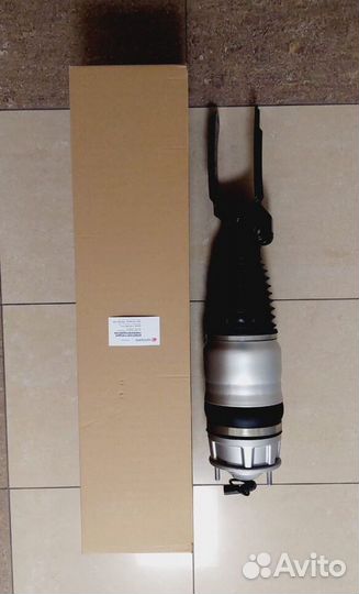 Пневмостойка Volkswagen Туарег II NF передняя new