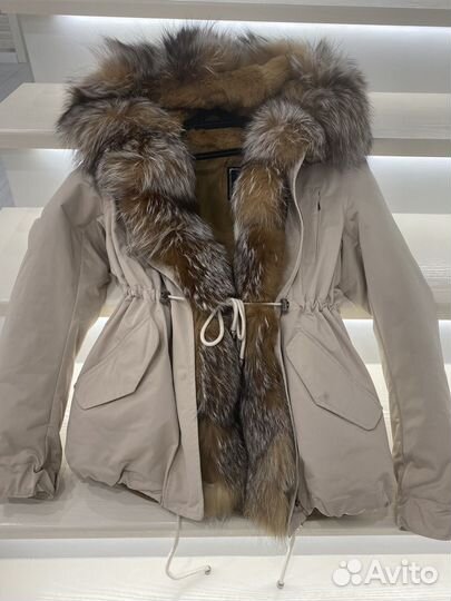 Парка женская с натуральным мехом 42-44