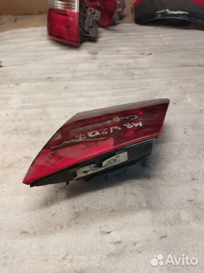 Фонарь правый внутр Mercedes W207 a2078200464