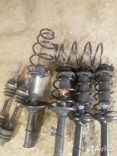 Комплект стоек в сборе мазда 626