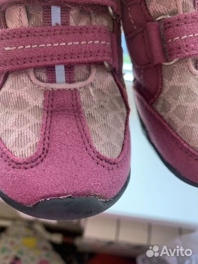 Кроссовки для девочки