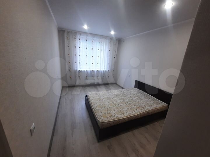 2-к. квартира, 40 м², 4/6 эт.