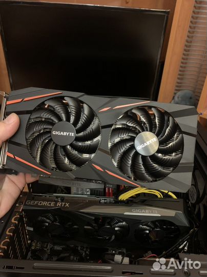 Gigabyte RX590