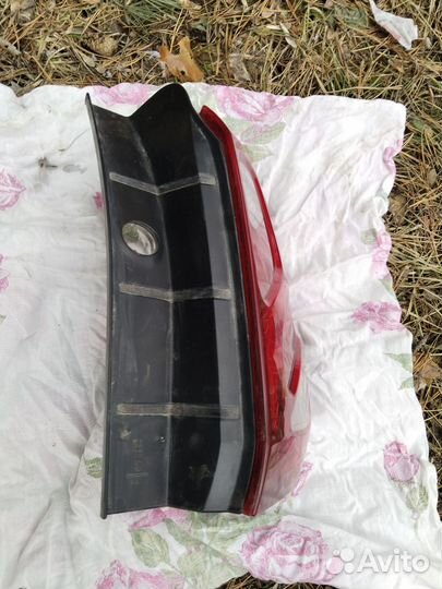 Фонарь задний правый renault duster 2021