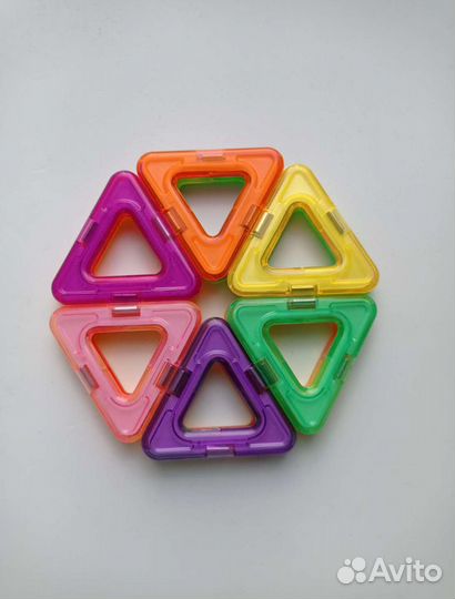 Набор магнитного конструктора 24 детали, новый