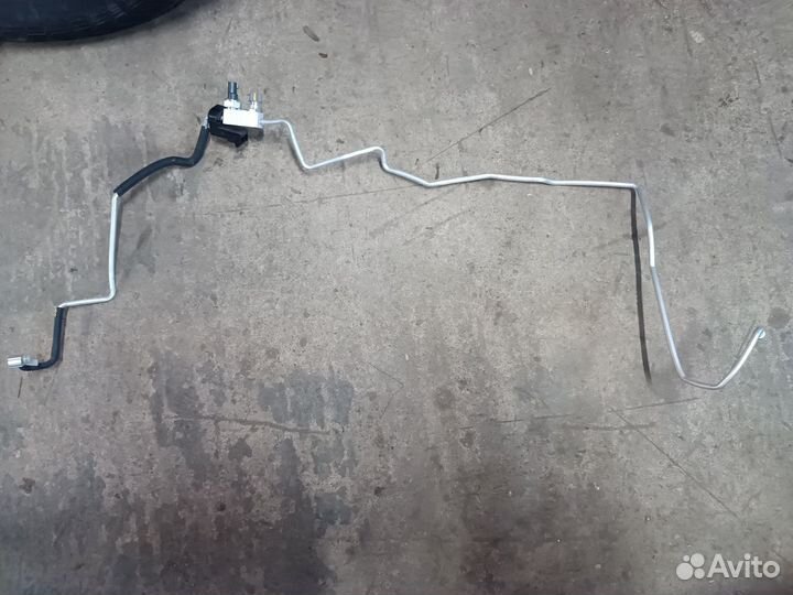 Трубка кондиционера Тойота камри Toyota Camry XV40