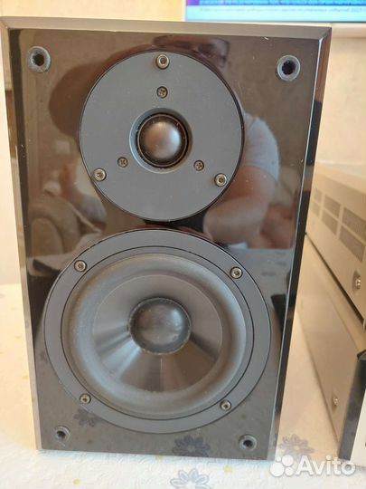 Музыкальный центр yamaha E400