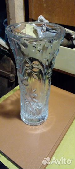 Вазы толстое стекло.конфетницыТарелки редкие СССР