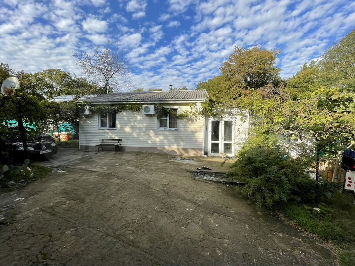 Дом 160 м² на участке 24,8 сот.