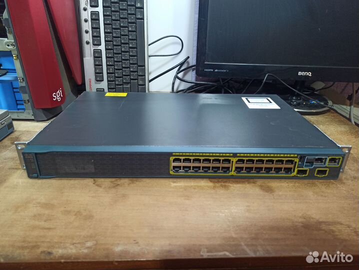 Коммутатор Cisco WS-C2960S-24TS-S