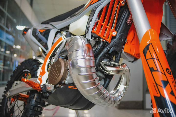 GR8 T300L (2T) Enduro PRO (2022 г.)