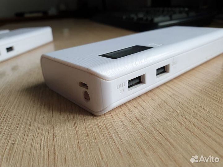 Power Bank с 5 элементами 18650 в комплекте