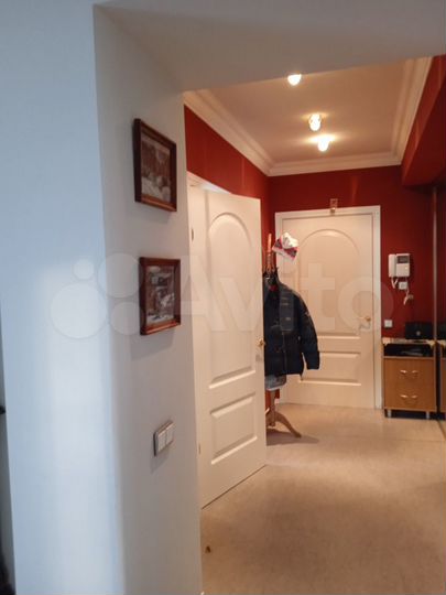 3-к. квартира, 88 м², 3/3 эт.