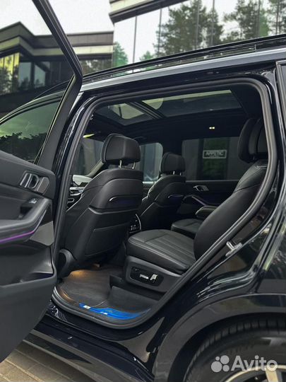 BMW X7 3.0 AT, 2022, 7 000 км