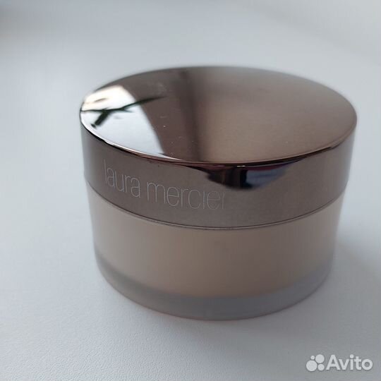 Laura mercier translucent loose setting powder,б/у
