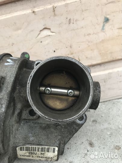 Дроссельная заслонка Ford Focus 2 1505642