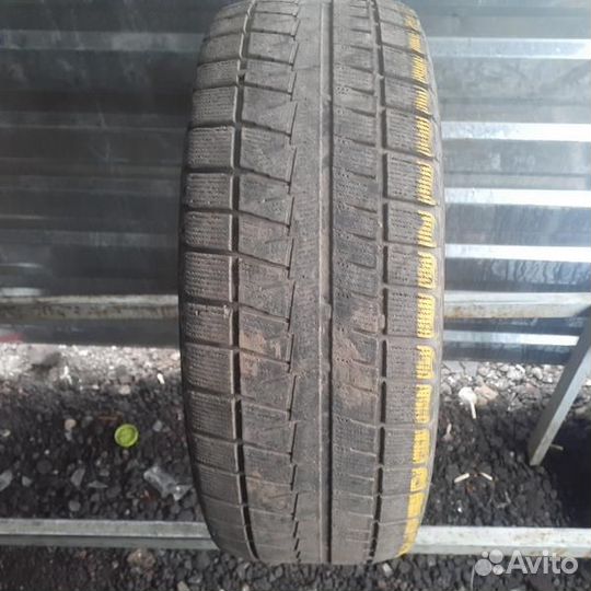 Bridgestone Blizzak Revo GZ 215/55 R16