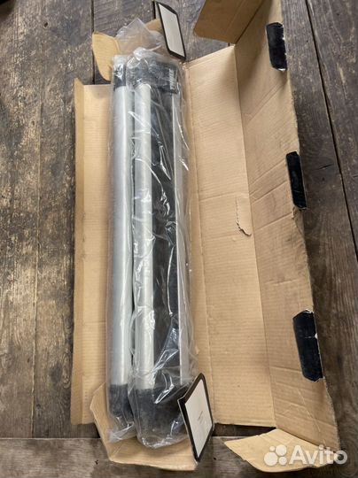 Крепление на багажник подлыжисноуборд thele deluxe