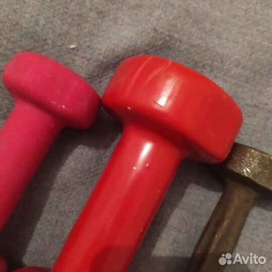 Гантели 3 кг и две по 1 кг