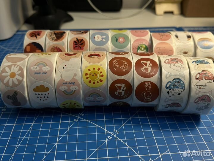 Стикеры в рулонах