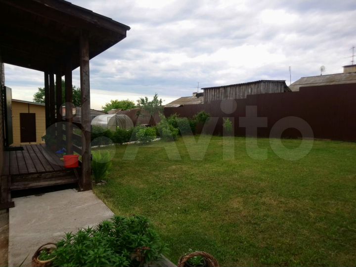 Дом 204 м² на участке 5 сот.