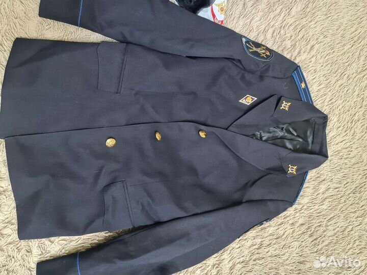 Продаю женскую форму полиция