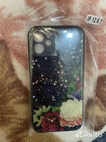 Чехол на iPhone 12