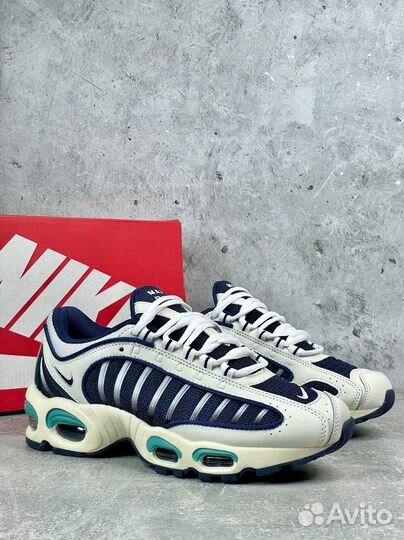 Nike Air Max Tailwind 4