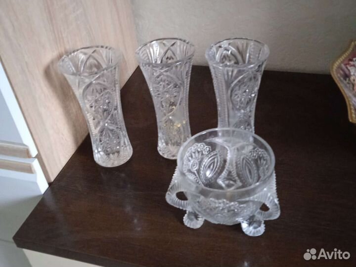 Хрустальная ваза