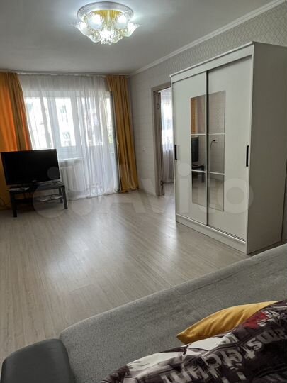 2-к. квартира, 42 м², 2/5 эт.