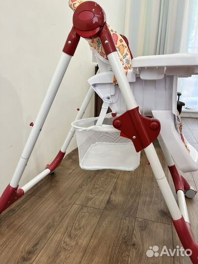 Стульчик для кормления babyton