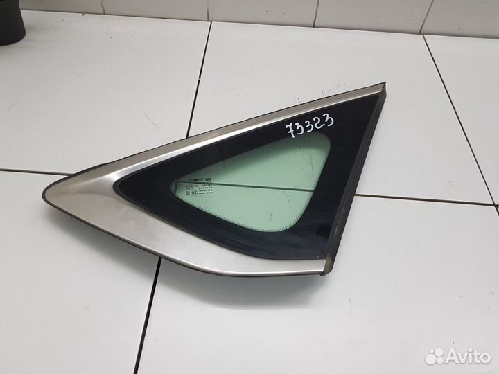 Стекло кузовное правое (Genesis G80 I)