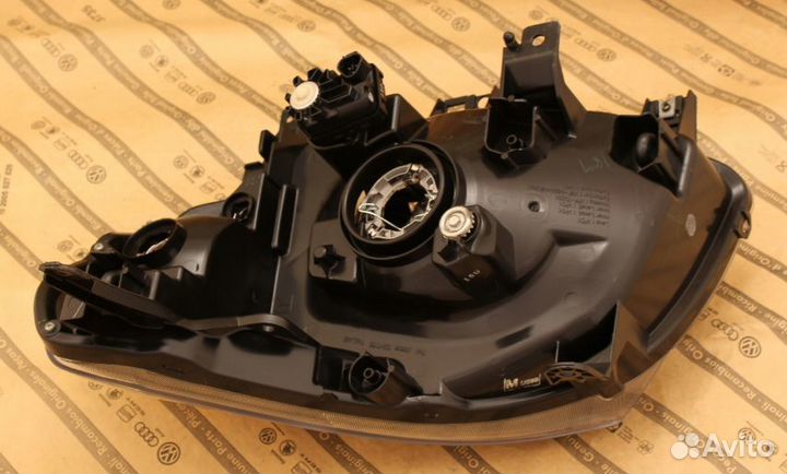 Фара правая ford ranger рест 09-11