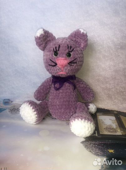 Плюшевые вязаные собака 29см. и кот 31 см