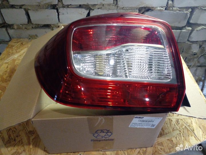 Фонарь левый Renault Logan 2 2014