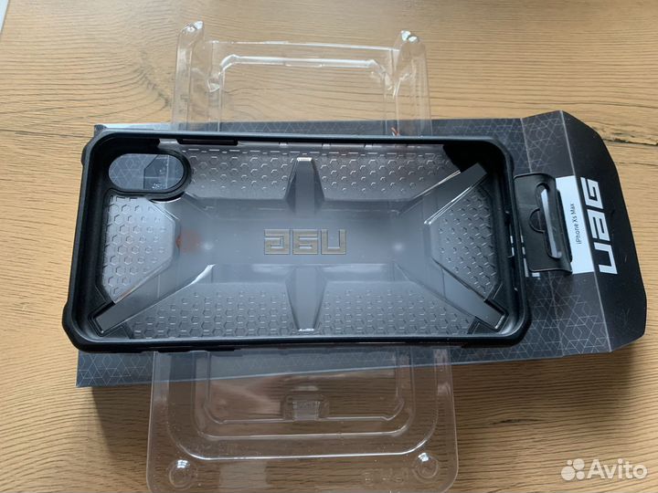 Чехлы iPhone XS Max