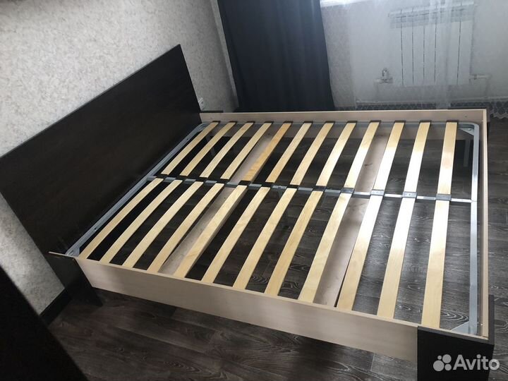 Кровать двухспальная 160 200 деревянная