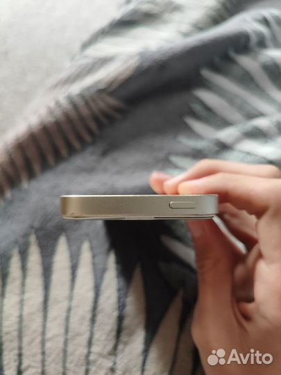 iPhone 5S, 16 ГБ