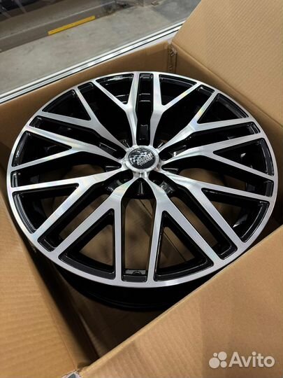 Новые диски R20 на Range Rover Evoque 5/108