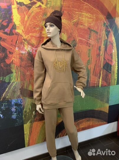 Костюм на флисе balenciaga