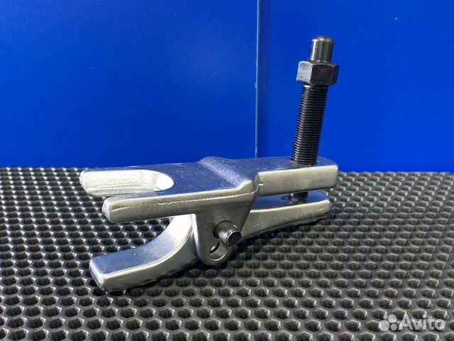 Съемник шаровых опор