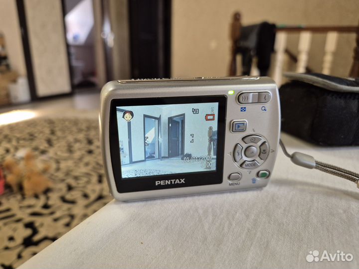 Цифровой фотоаппарат Pentax Optio E30