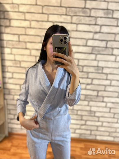 Комбинезон женский