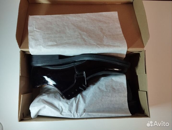 Лабутены военные 44