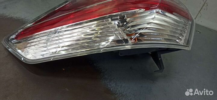 Фонарь задний левый Nissan X-Trail T-32 с 2014 г