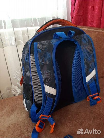 Школьный рюкзак